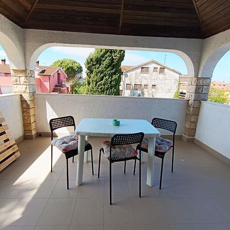 Apartamento Casa Nostra Funtana Exterior foto
